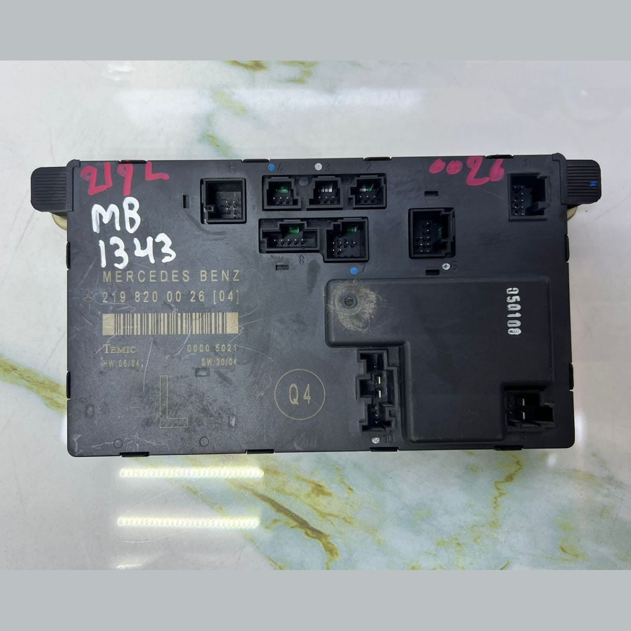 2006 Mercedes-Benz CLS500 Front Left Door Control Module A2198200026 W219 CLS 
