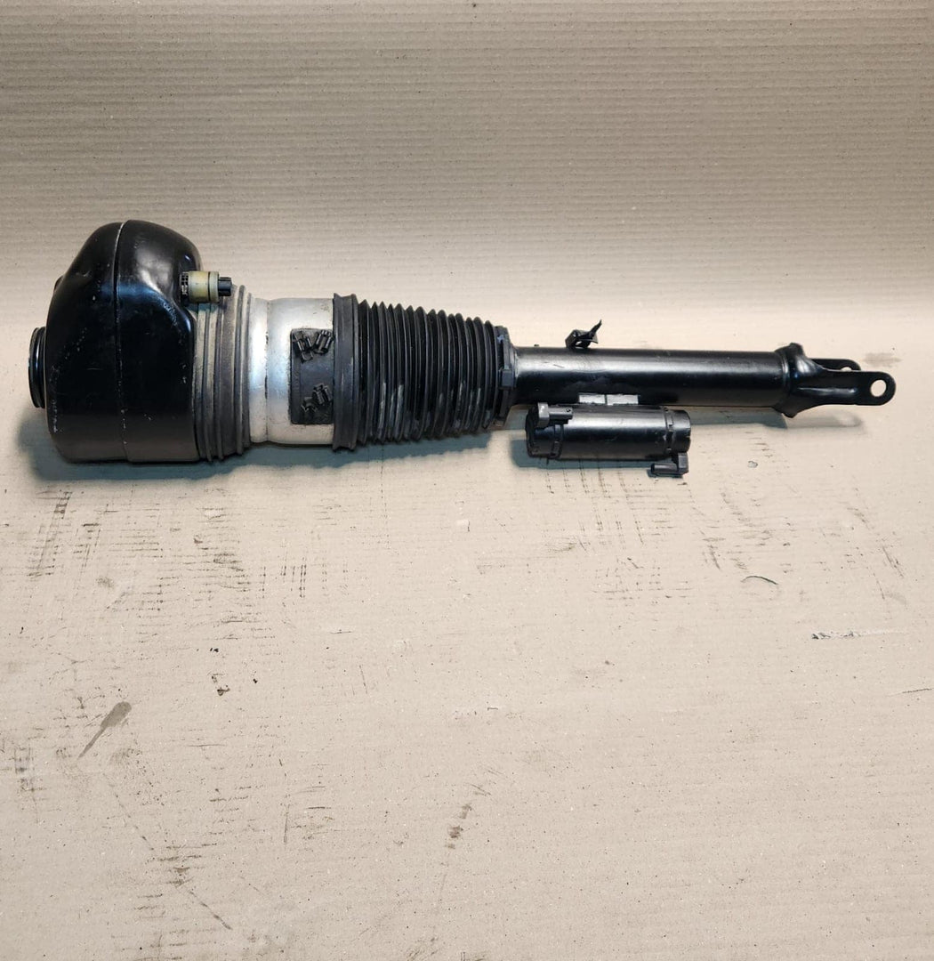 2017 BMW 740i 7 Series G11 G12 Front Right Air Suspension Strut 6877554 OEM