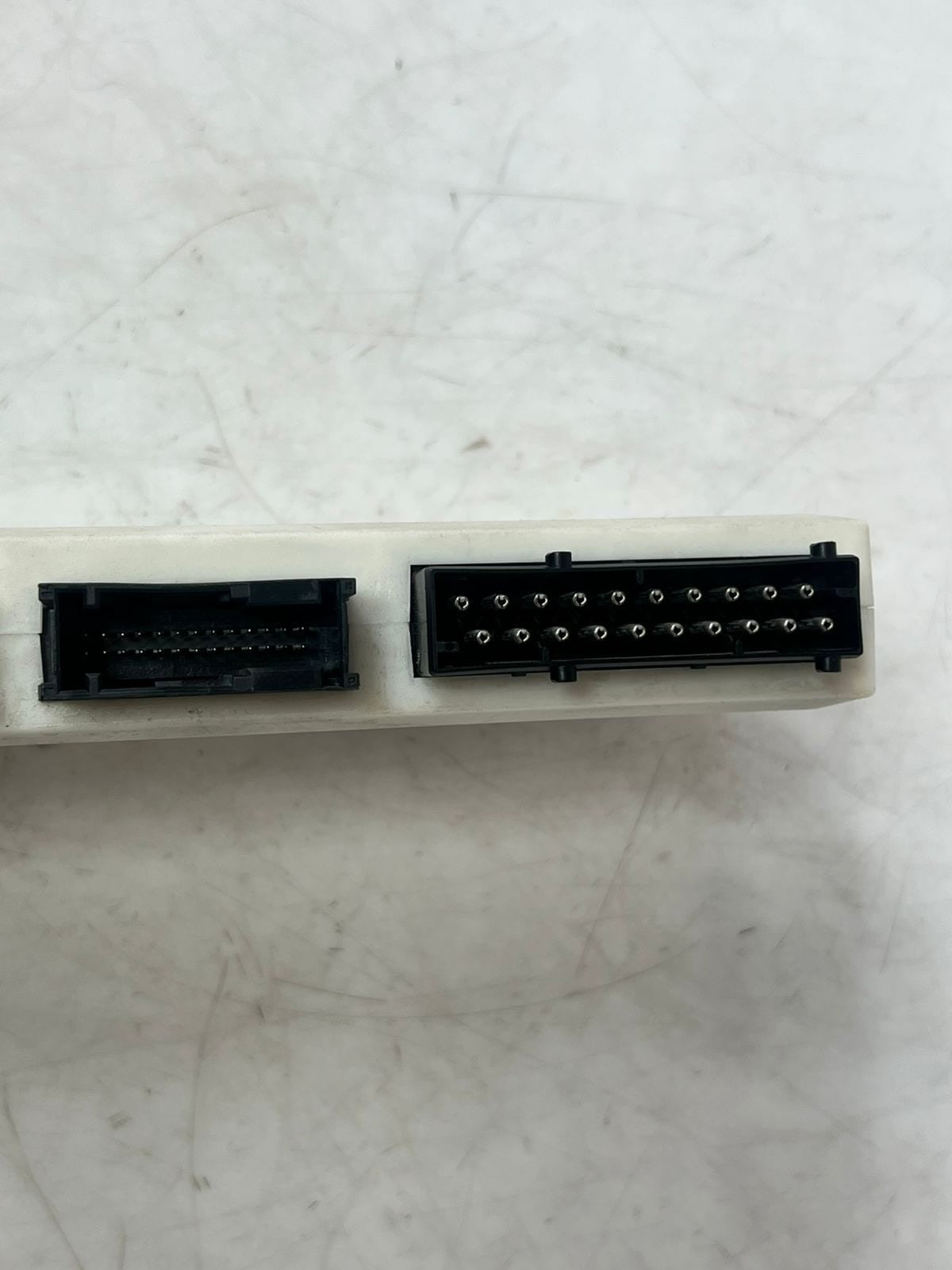 BMW E39 5 Series GM III HIGH 12V Body Control Module 6901229 OEM