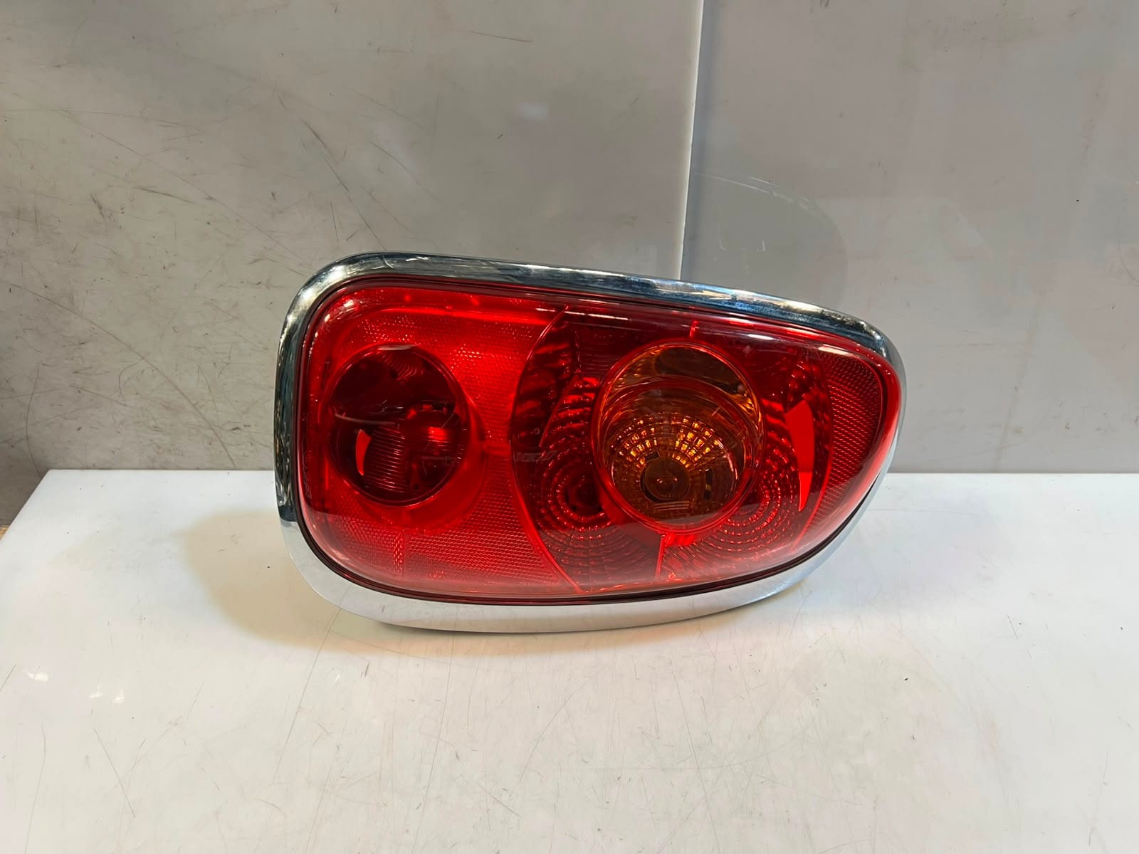 2011-2016 Mini Cooper R60 ECE Countryman BACK LIGHT Tail Light Right 9808154