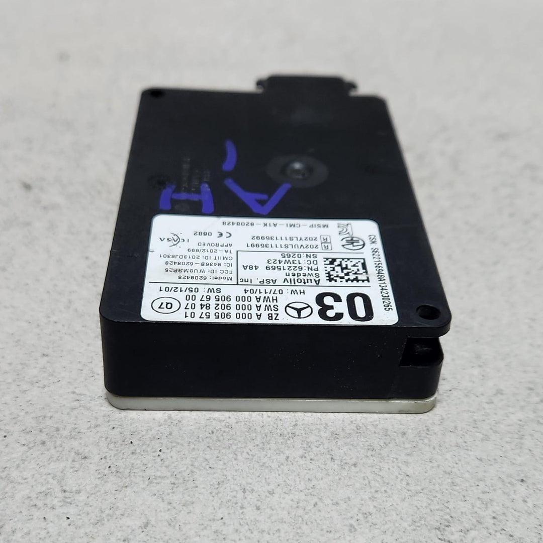 2017-2020 Mercedes-Benz SLC300 Radar Sensor Blind Spot Module A0009055701  