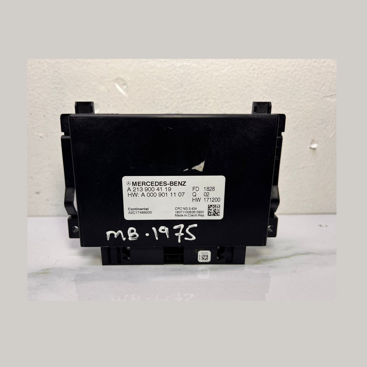 Mercedes-Benz Gearbox Control Unit A 213 9004119 W213 E-Class