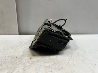 2010-2015 BMW 740i F01 F02 F03 F04 F10 F11 Door Lock Latch Front Right 7185690