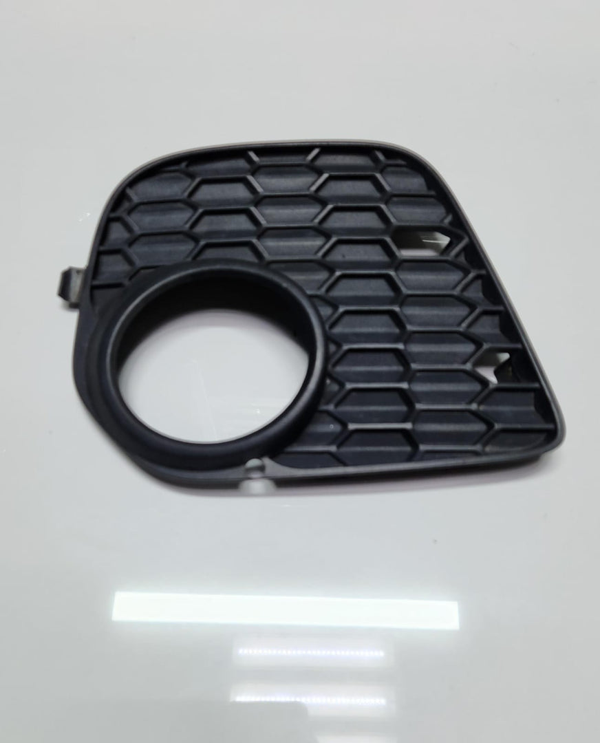 2011-2013 BMW X5 Left Closed Grille 8048021 X5 E70
