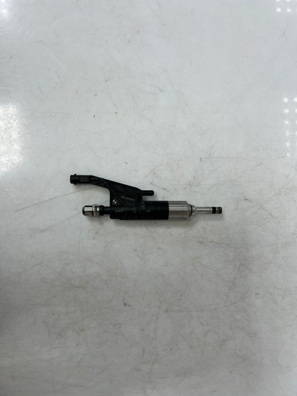 2013-17 BMW M3 1' 2' 4' 7' F45 F30 F36 G11 M4 F80 F82 Fuel Injector 7639990 OEM