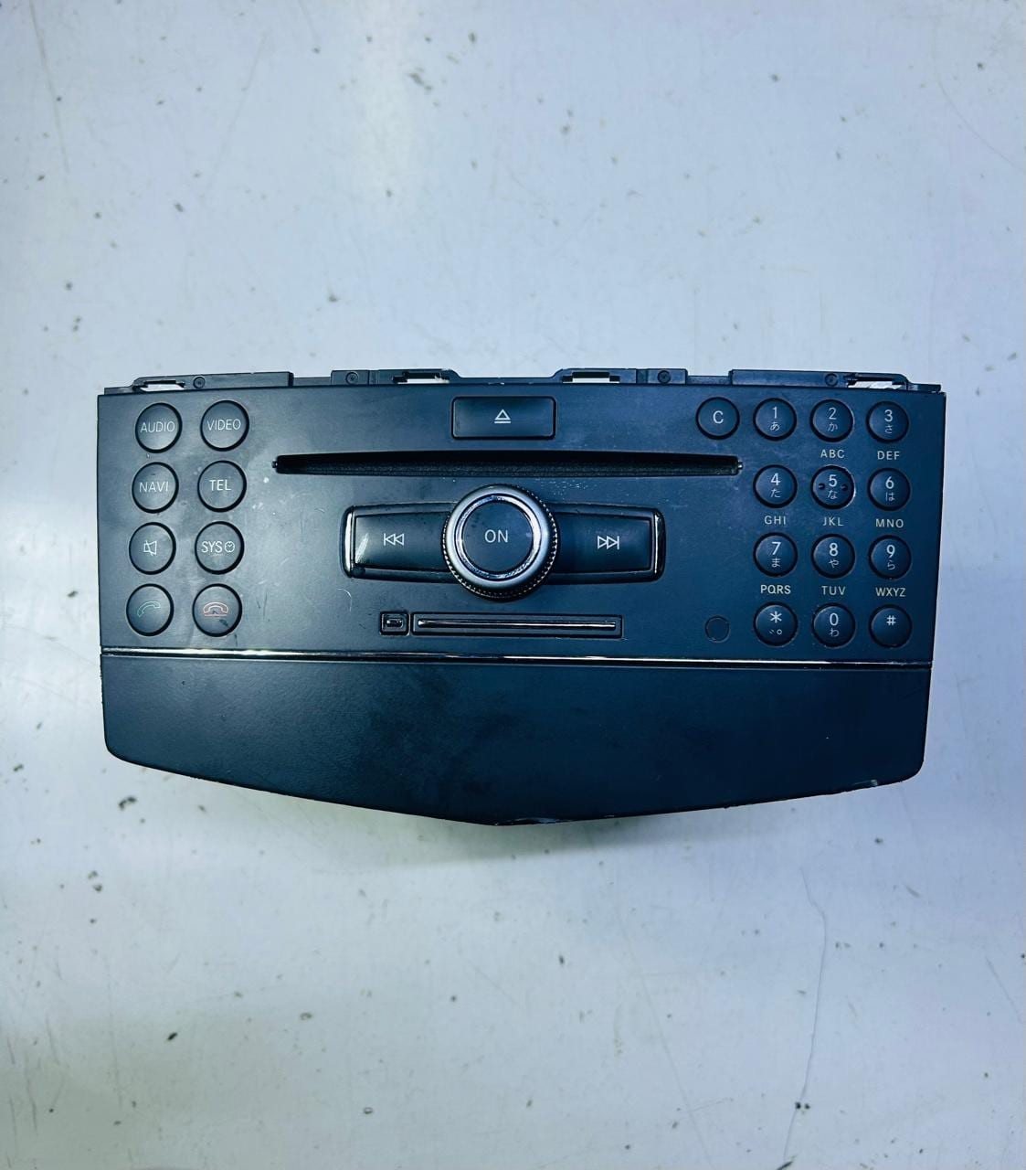 Mercedes Benz Navigation GPS Sat Nav Radio A2048704196 W204 C-Class 2008