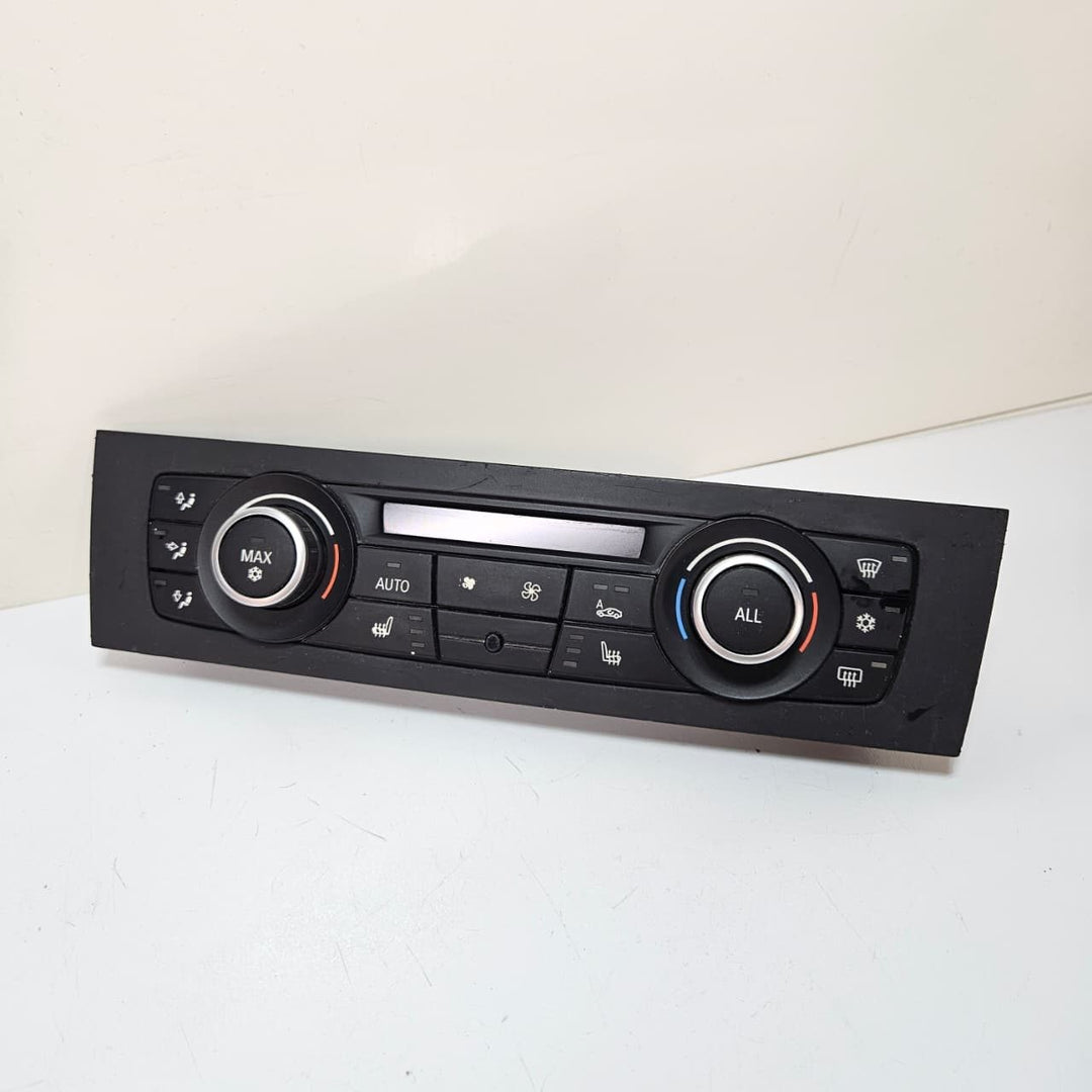 2010-2014 82, E88, E9X series 3 328i and 335i Control Panel 9250393