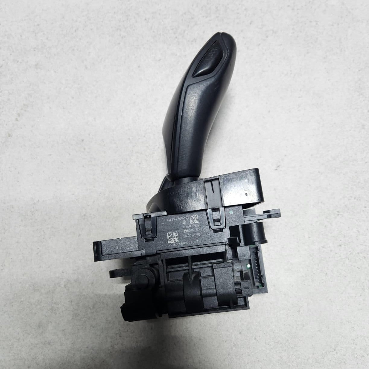 2018-2019 BMW 530e Automatic Gear Selector Shifter 7947692 5 Series G30 G31 RHD