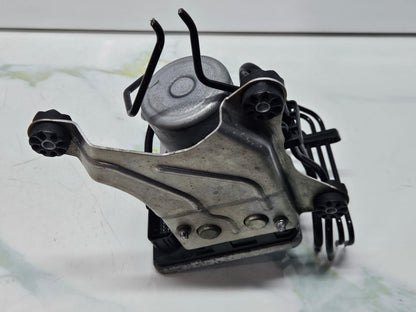 2016-2019 BMW G11 G12 7 Series, G30 5 Series, G01 X3 Abs Pump Module 6880538 OEM