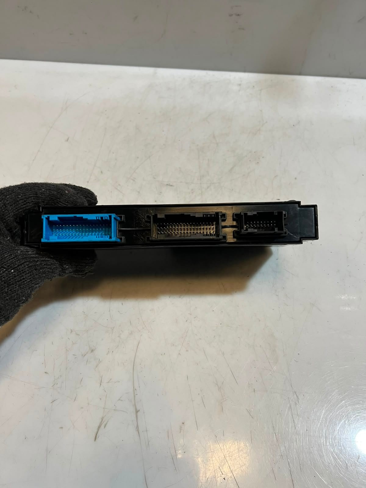 2012-2016 BMW 5' 6' F10 F11 F13 650i Body Control Module JUNCTION BOX 9284273