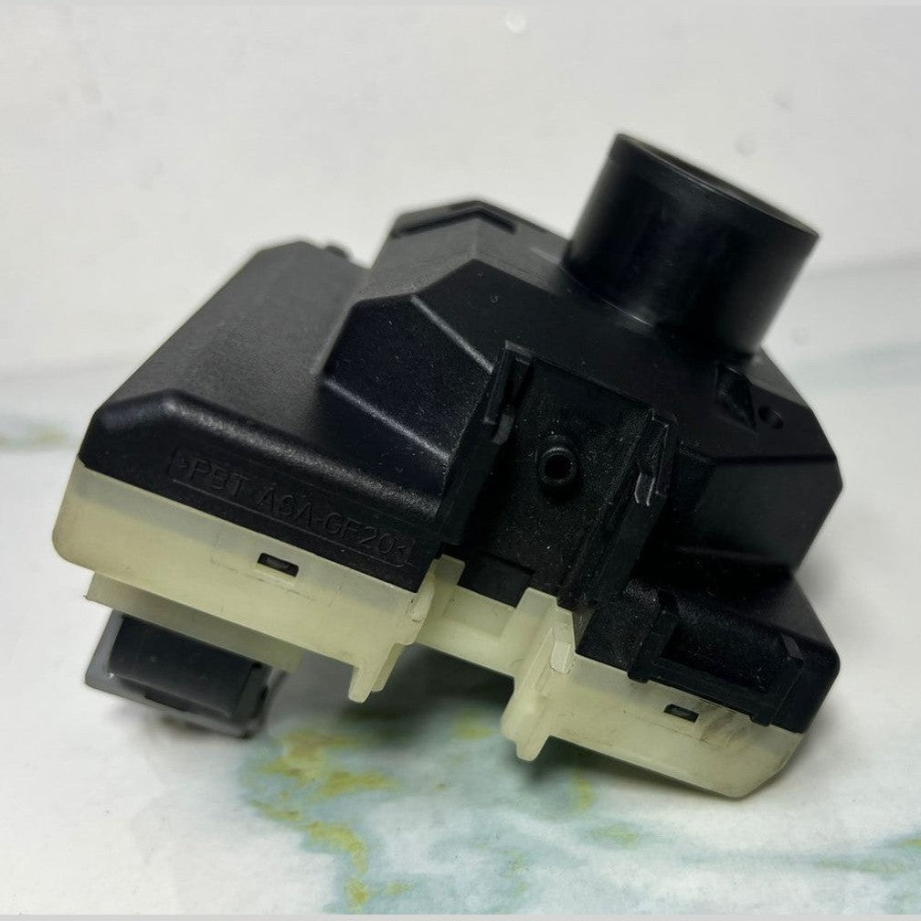 14-18 Mercedes W222 W205 W217 S600 C300 Ignition Switch Module A222 9009407 OEM
