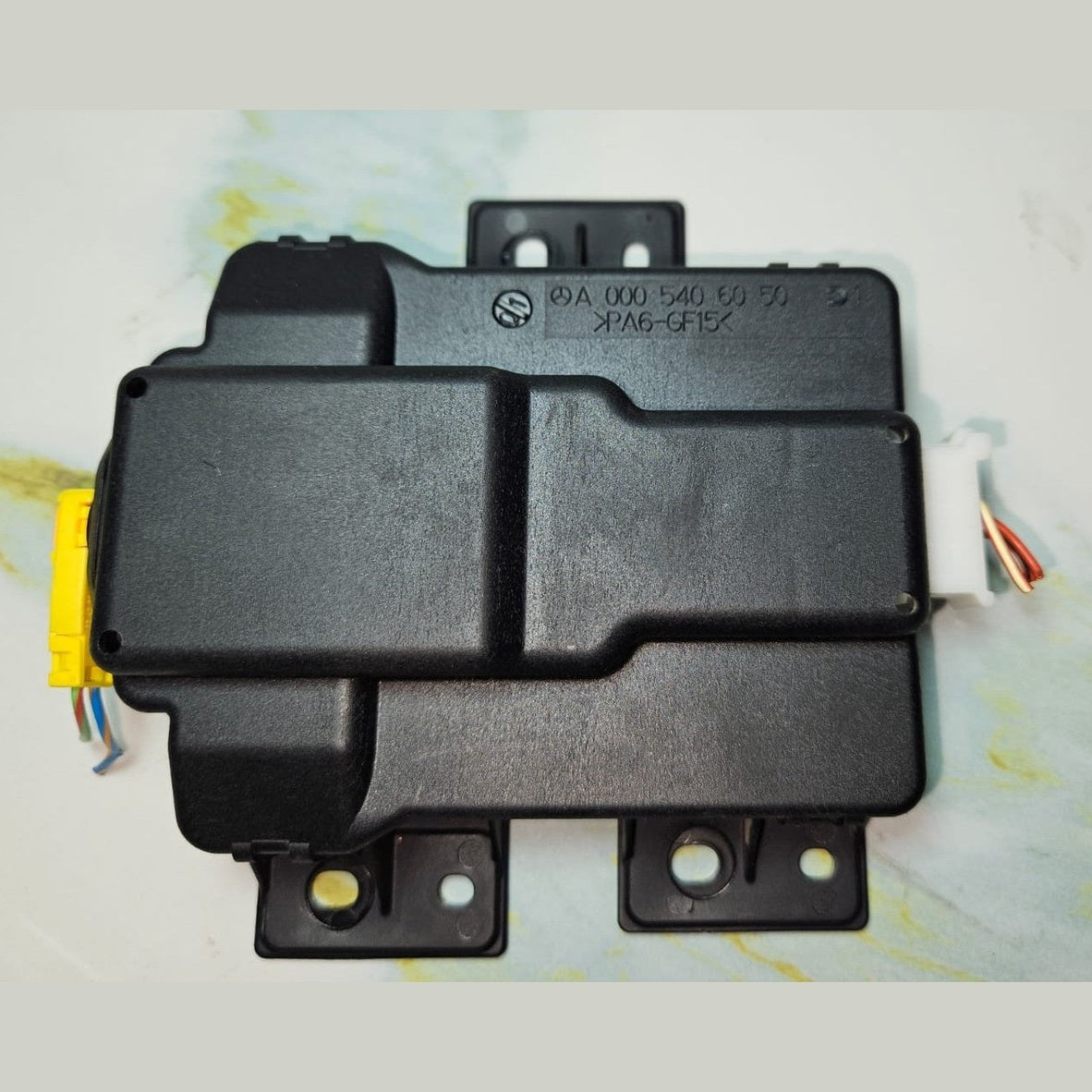 10-14 Mercedes W212 E400 E-Class Hybrid Fuse Box Control Module A000 5406050 OEM