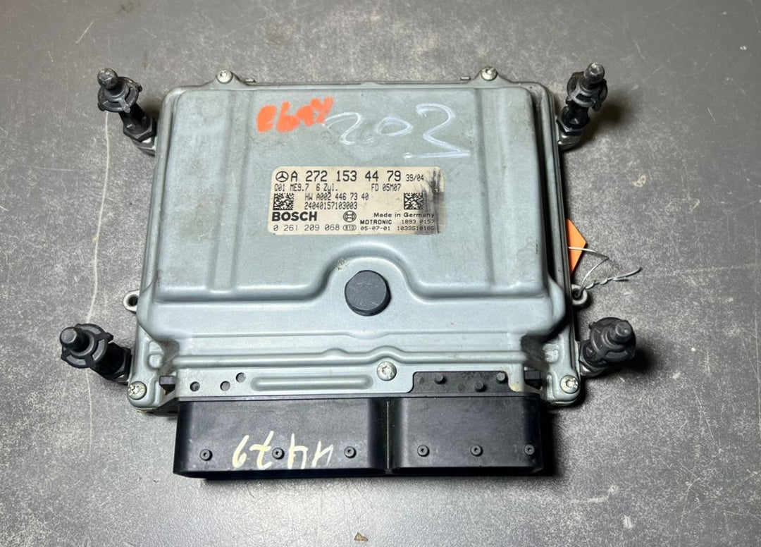 03-06 Mercedes W203 C-Class Engine Control Module Unit ECM ECU A272 1534479 OEM