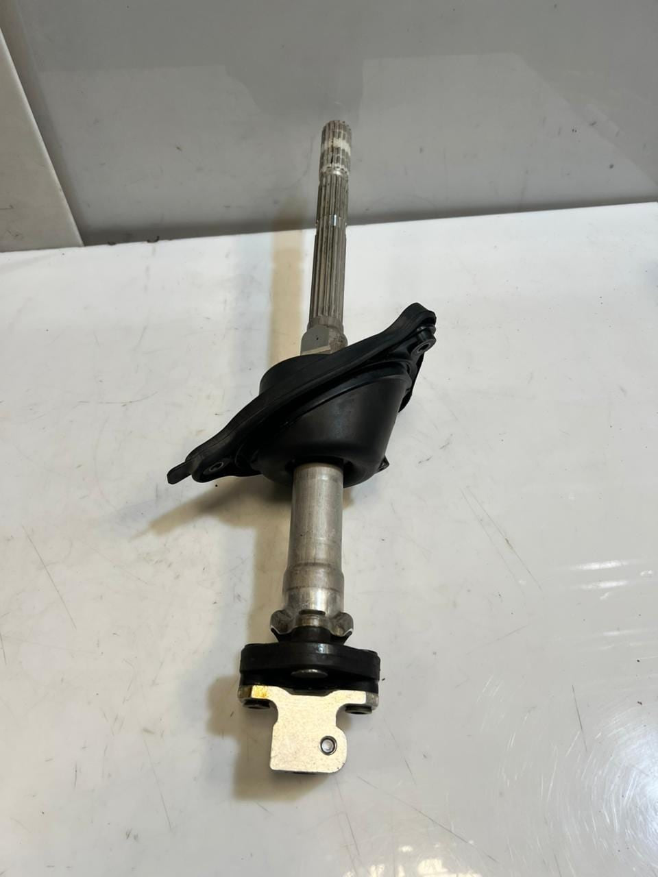 2022-2024 BMW iX I20 xDrive40 Steering Shaft 5A81E80 OEM