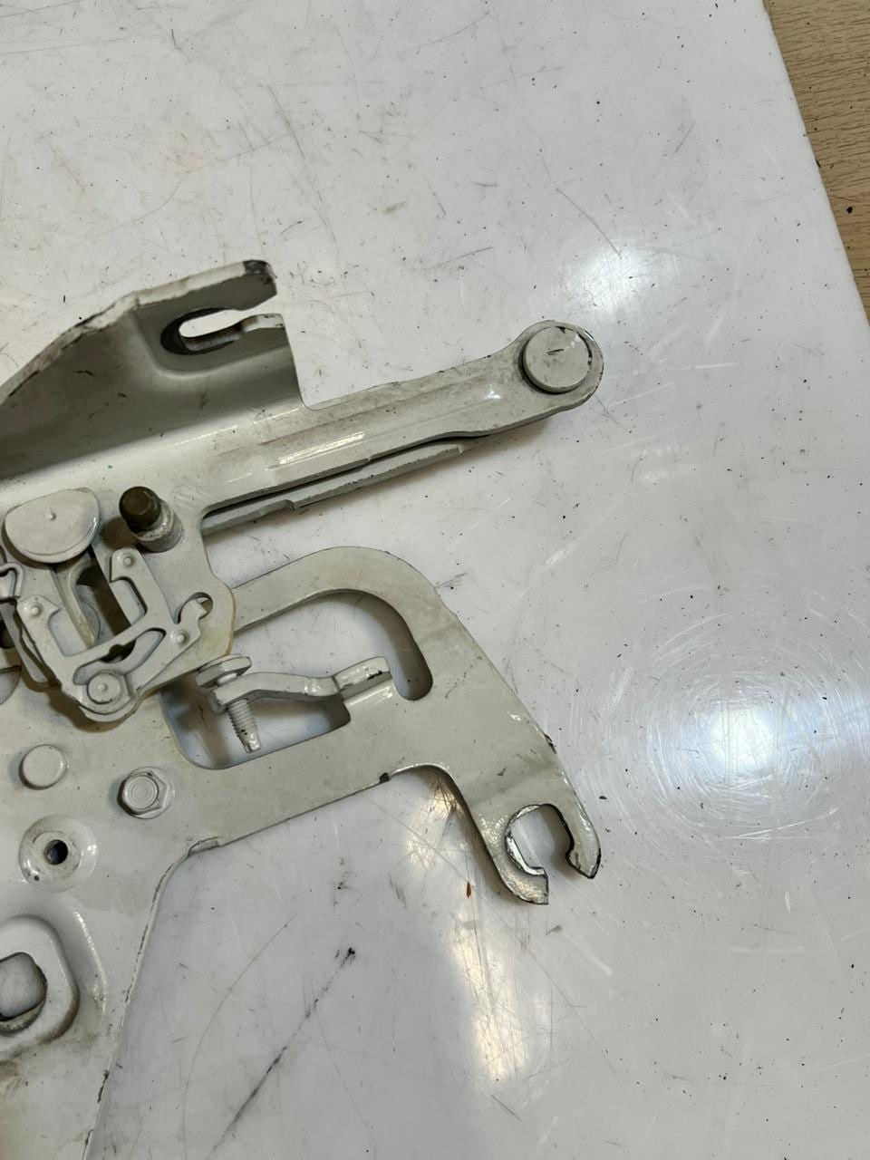 2014-2019 BMW X5 F15 Bonnet Hinge FRONT RIGHT LEFT 4822222 4822221 OEM