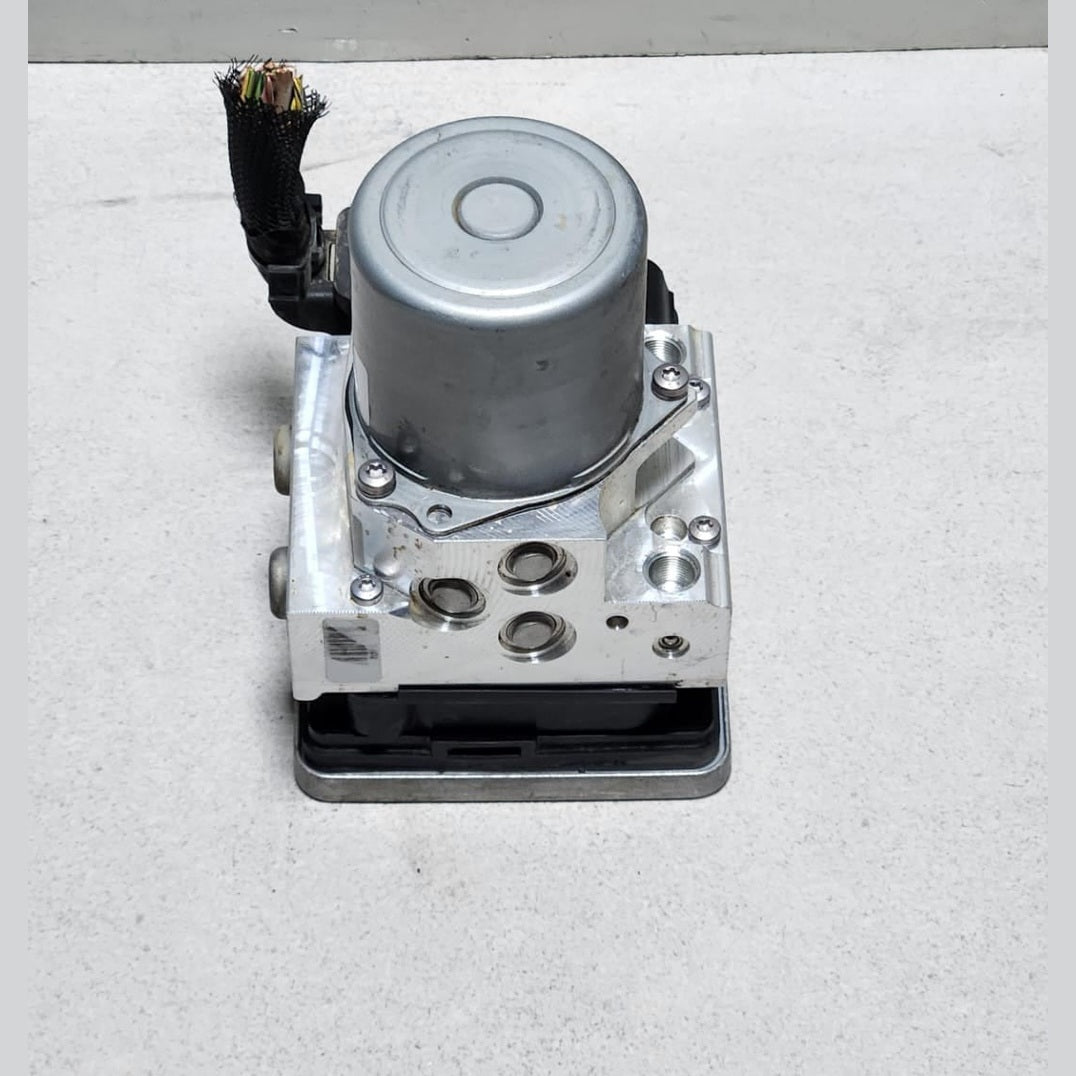 2017-2024 BMW X3 Abs Pump Control Unit 6892278 X3 G01 and X4 G02 FAS L