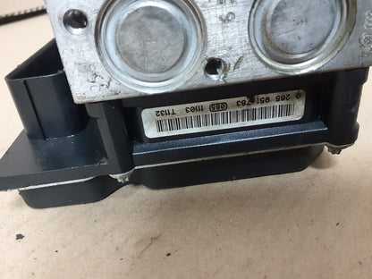 2010-2012 BMW X1 E84 2.0L Pre-LCI ABS Pump CONTROL UNIT 6850226-01 OEM