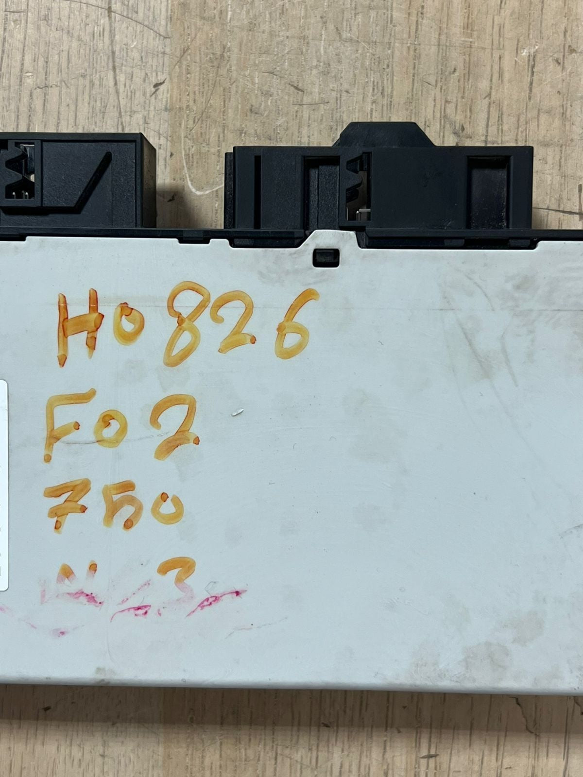 2011-2012 BMW 750i N63 4.4 F02 Engine Control Module 7619884 ECU SET