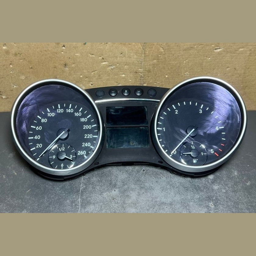 07-13 Mercedes-Benz W164 GL ML Instrument Cluster Speedometer A164 5403347 OEM
