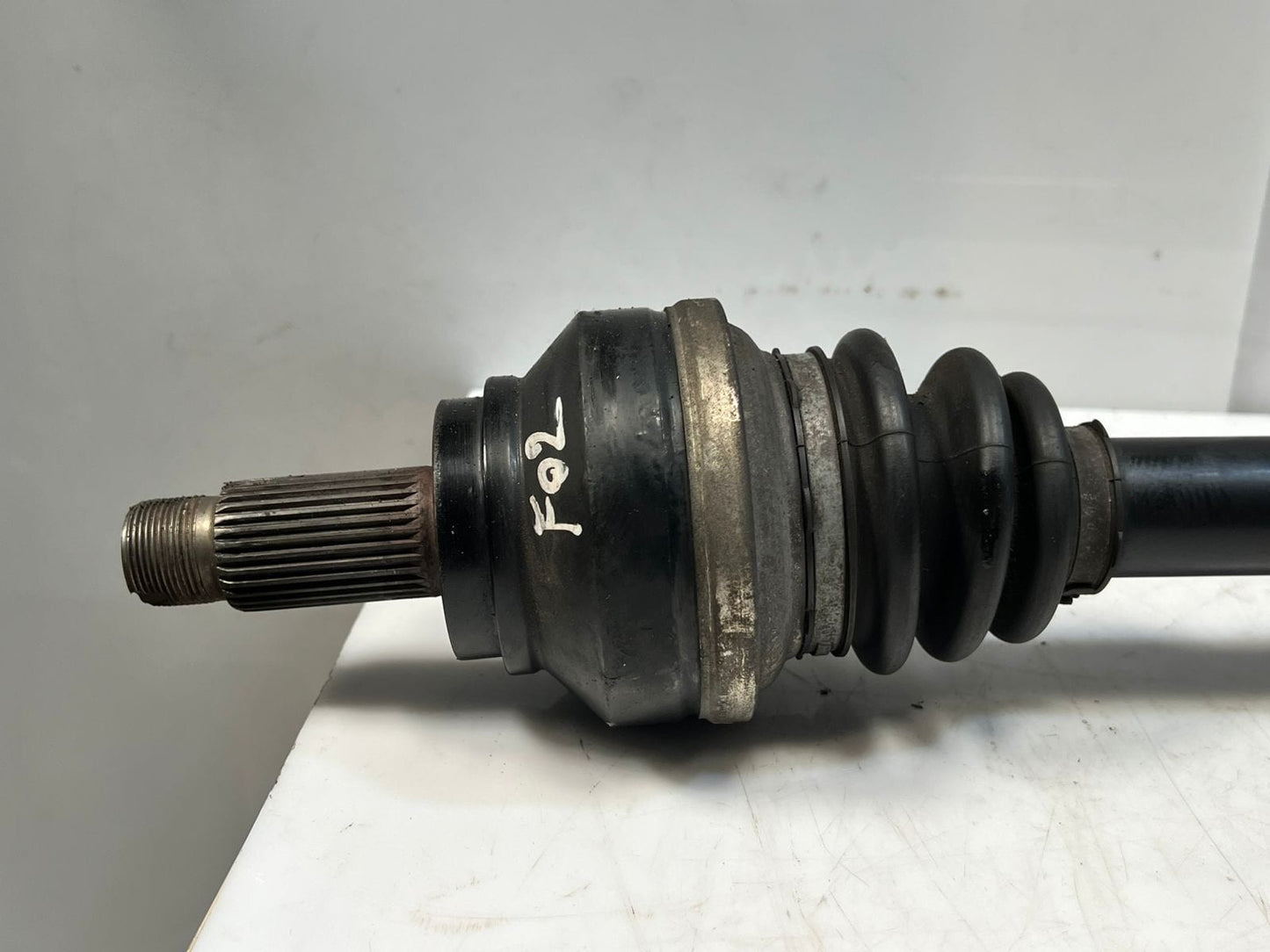 2013-15 BMW 7' F01 F03 F04 F02 Active Hybrid 7 Rear Right CV Axle Shaft 7566078
