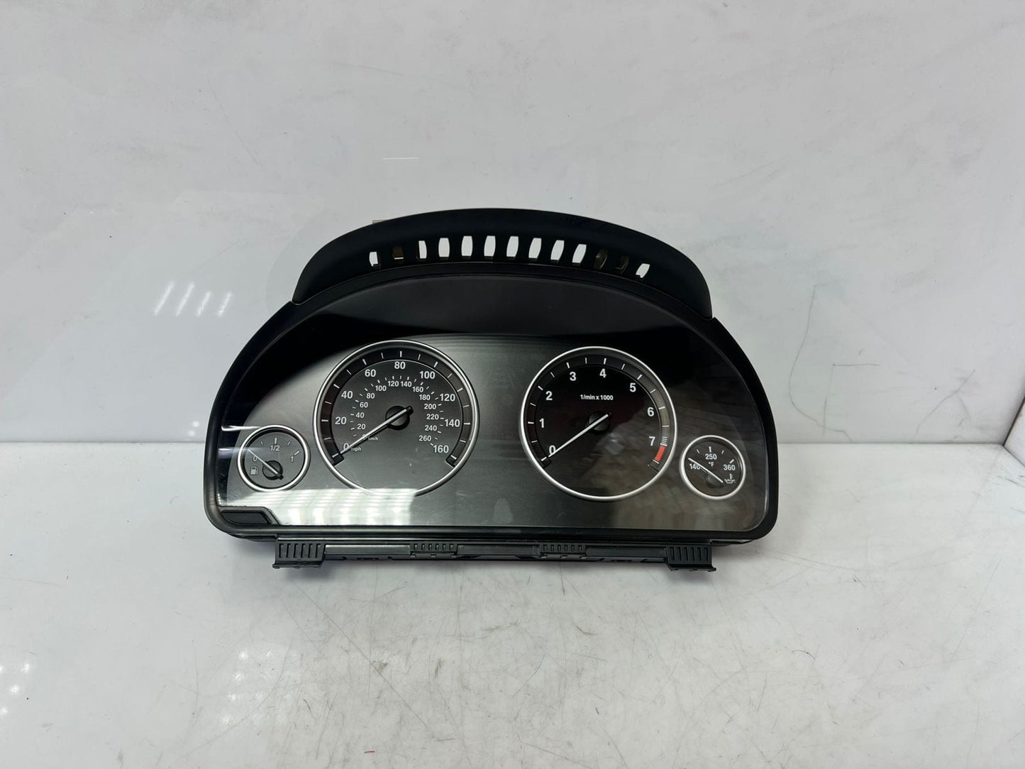 2011-2013 BMW 535i and 550i F10 Instrument Cluster Speedometer 9227605 OEM