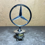 قم بتحميل الصورة إلى عارض الصور، Front Hood Ornament Mounted Star Emblem For Mercedes-Benz C E S AMG Silver Logo