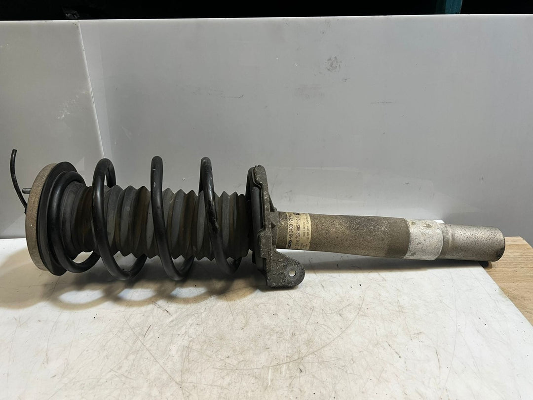 BMW 7 Series E65 E66 Front Axle Right O/S Spring Strut Shock Absorber 6758882