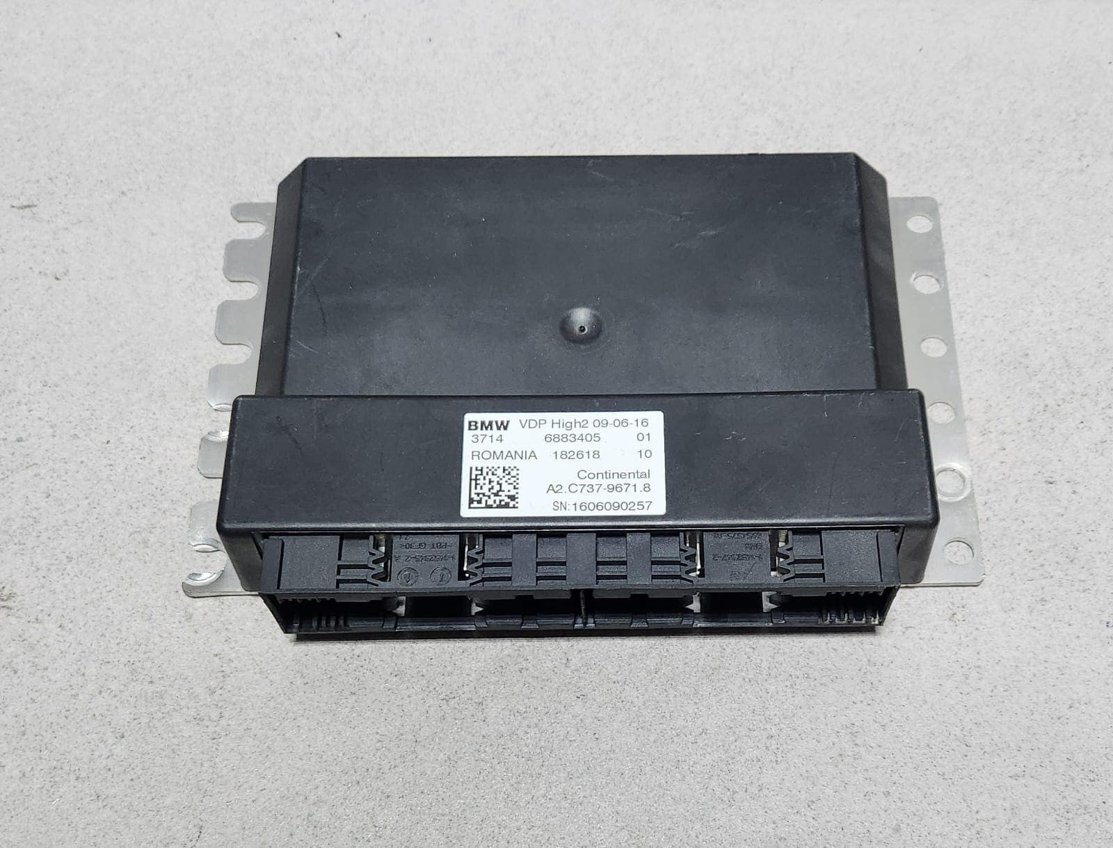 2016-2018 BMW 750i xDrive Suspension Control Unit 6883405  750i xDrive 750Li  