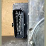 Bild in die Galerieansicht laden, 13-16 Mercedes W212 E-Class ABS Anti Lock Brake Pump Module A212 4310148 OEM