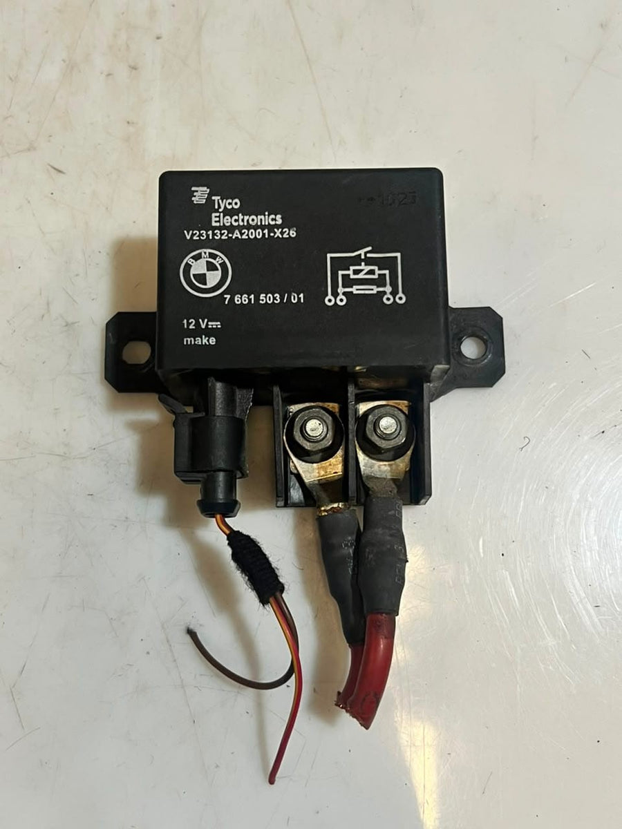 BMW X6 F10 F30 E60 E61 E63 E64 E90 Cooling Fan Relay Control Module 7661503