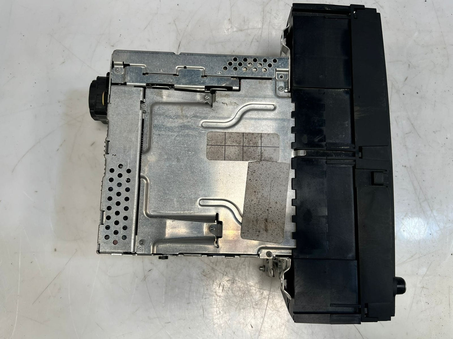 2006-2013 BMW X5 E70 and X6 Navigation Radio Head Unit CCC CD 9191568 OEM