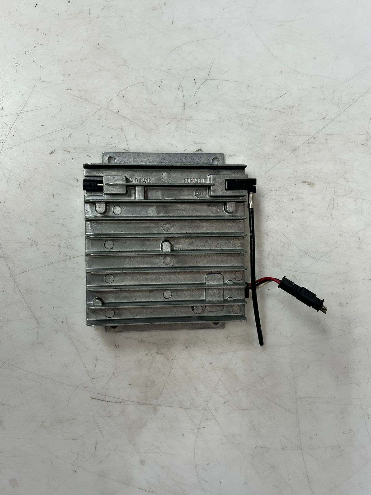 2002-2005 BMW 745i E65 E66 Telephone Compensator Module 6918520 OEM