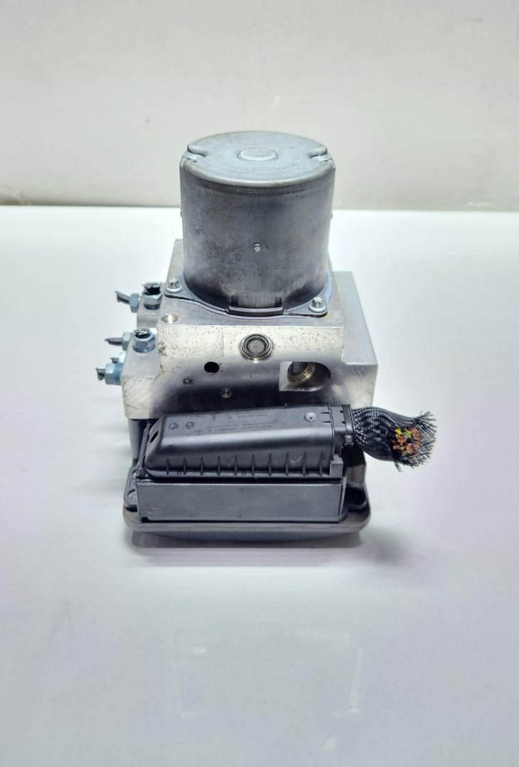 2011-2016 BMW 528i ABS Pump Module 34516795519 5 Series OEM