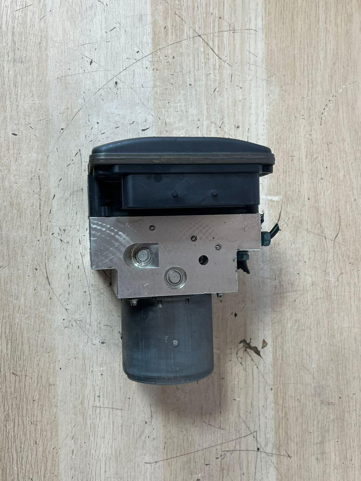 08-14 BMW E71 X6 X5 ABS Antilock Brake Pump Control Module 3451 6785266-04 OEM