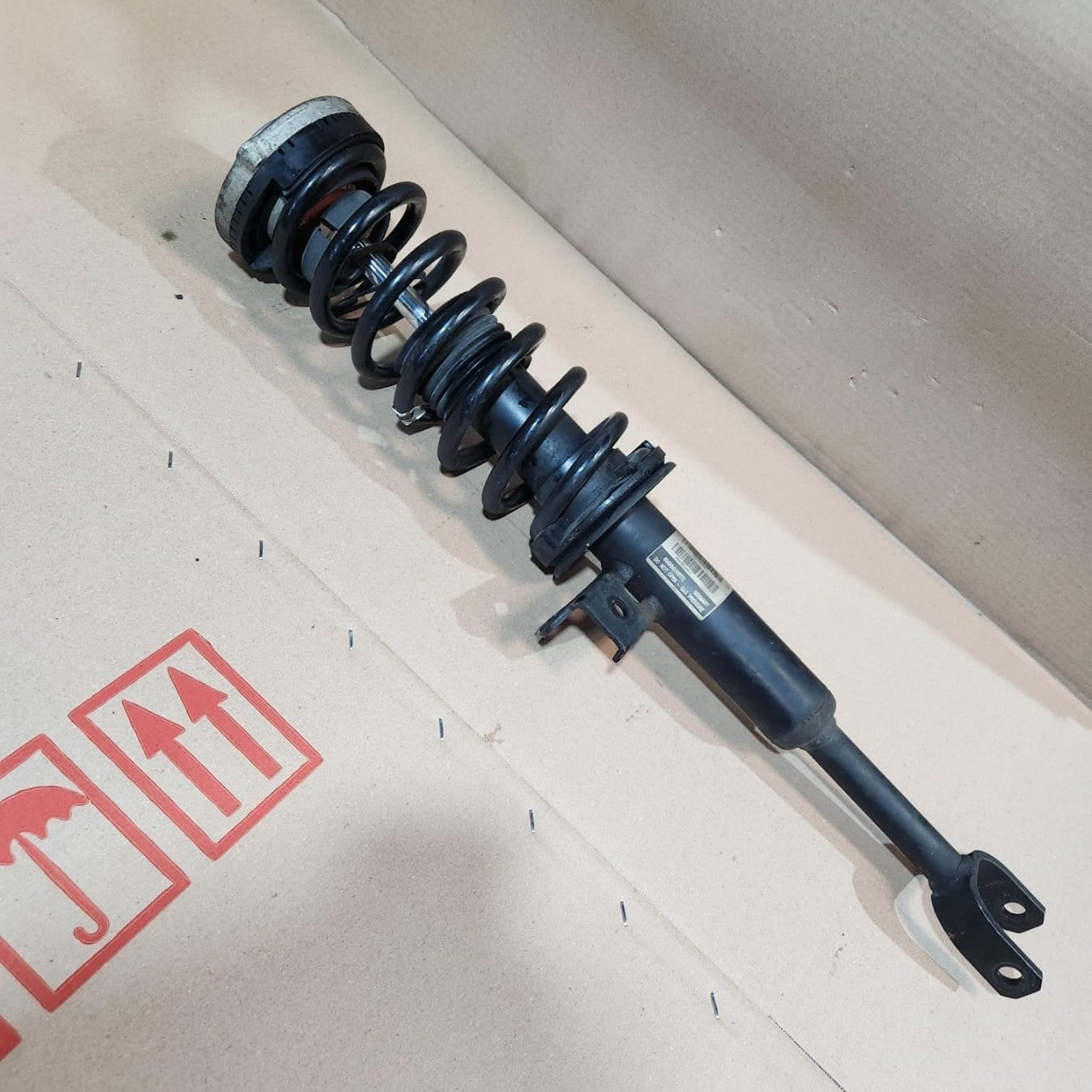 BMW Front Shock Absorber 6795446 5 Series F07 Gran Turismo models GT535I GT520I