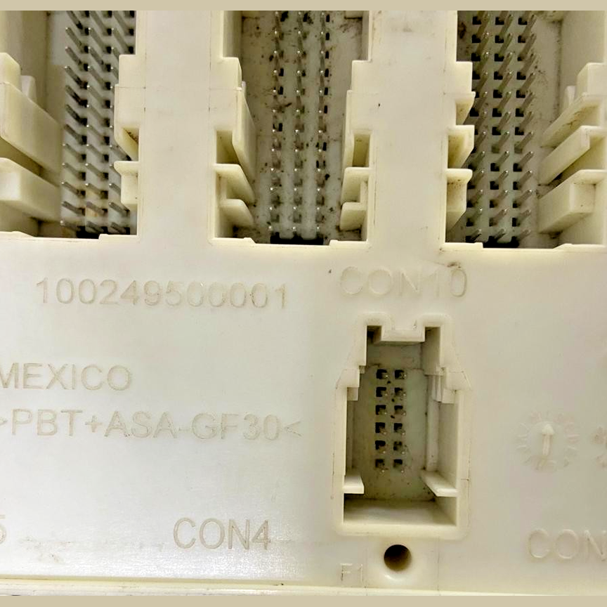 OEM BMW G05 X5 B47 BCM BODY CONTROL MODULE ECU 5A5F660 V08 ANATEL