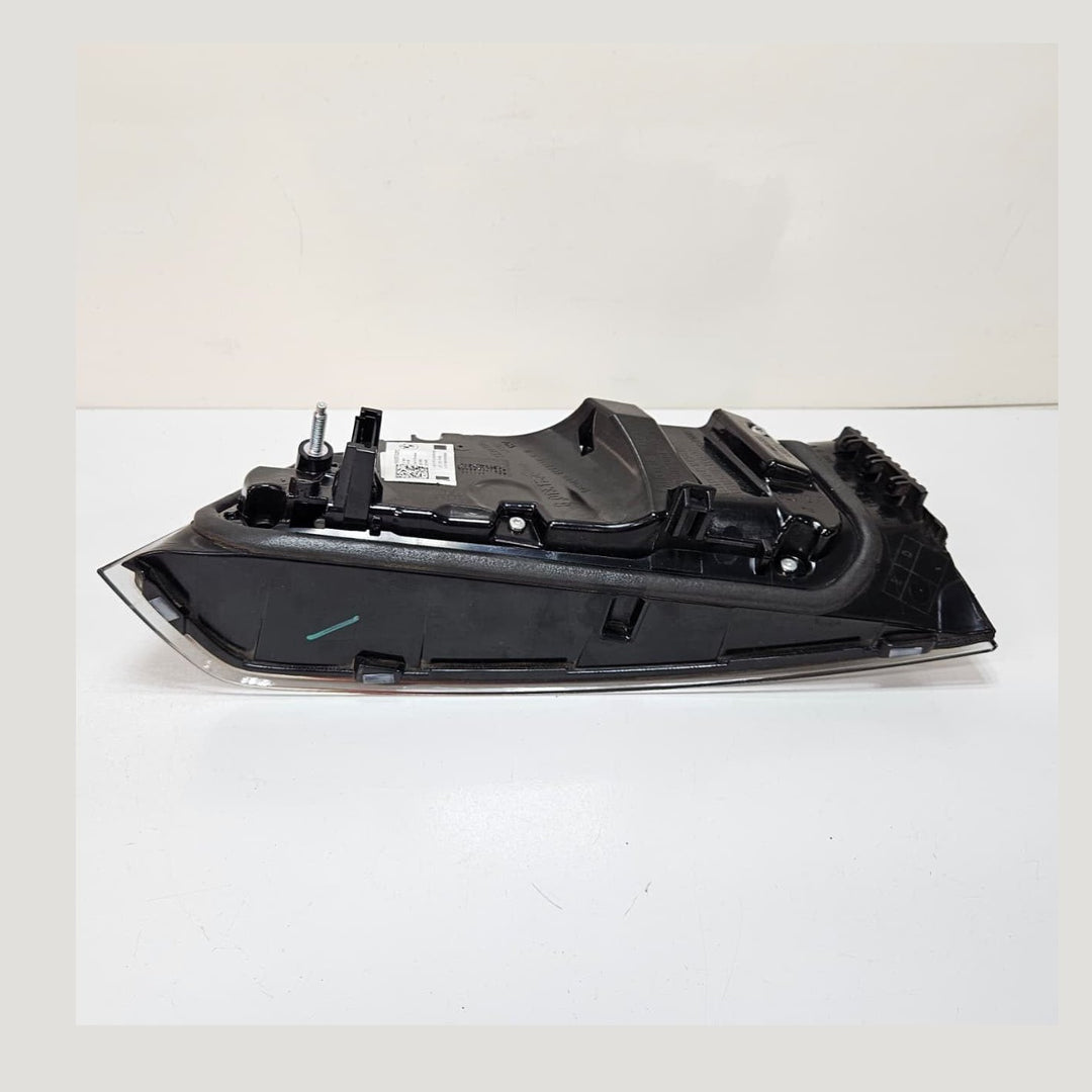 2018 BMW  3 Series G20 M3 Tailgate Rear Right Side Light 5A3BC62