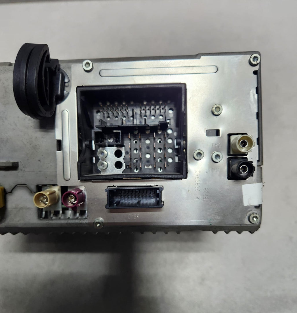 BMW Navigation System Head Unit 8794118 F10 F11 F20 F25 F30 F32 F15 F16 NBT EVO 