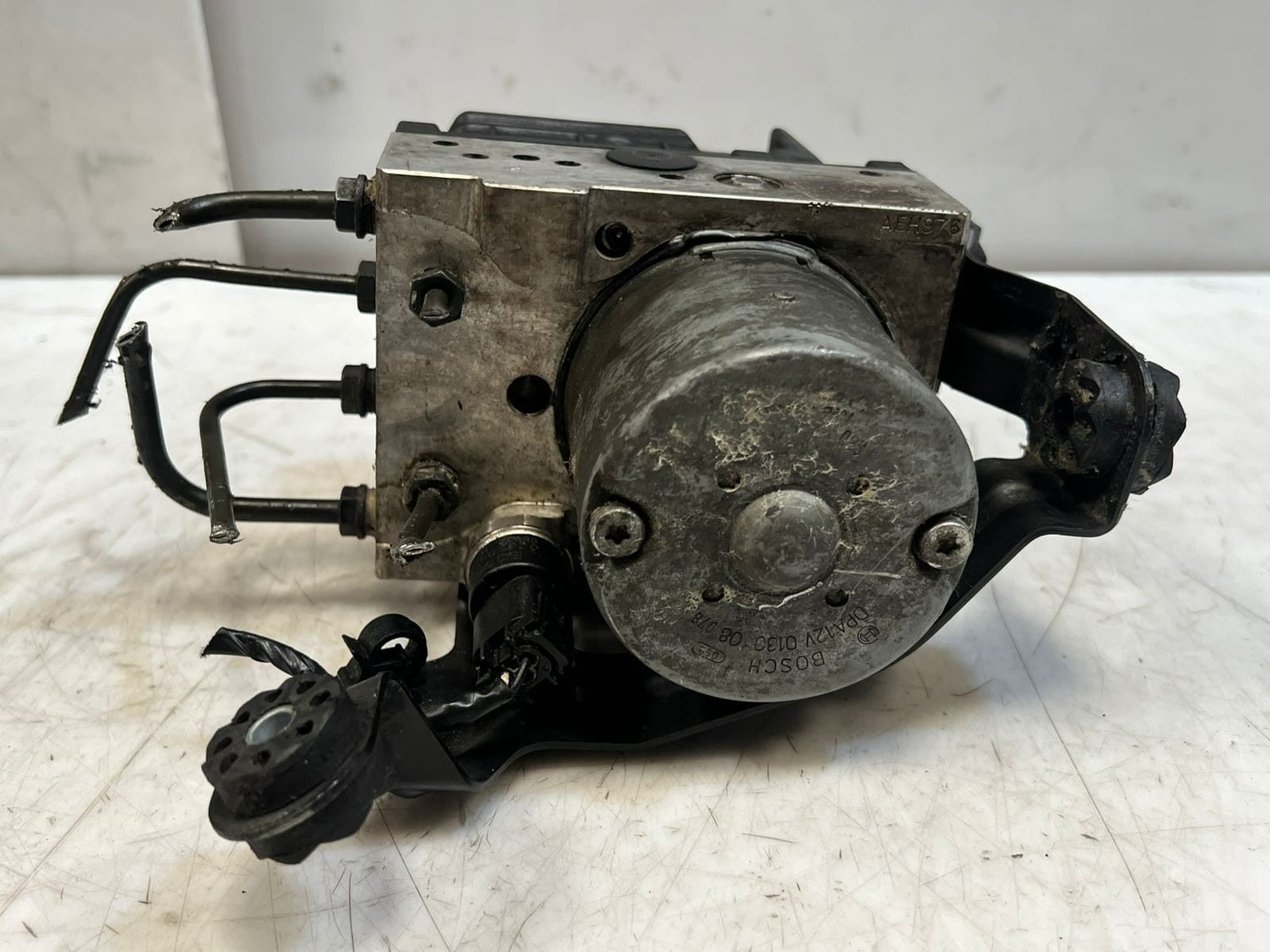 2000-2001 BMW X5 E53 Abs Pump anti-lock brake system Module 6758628 OEM