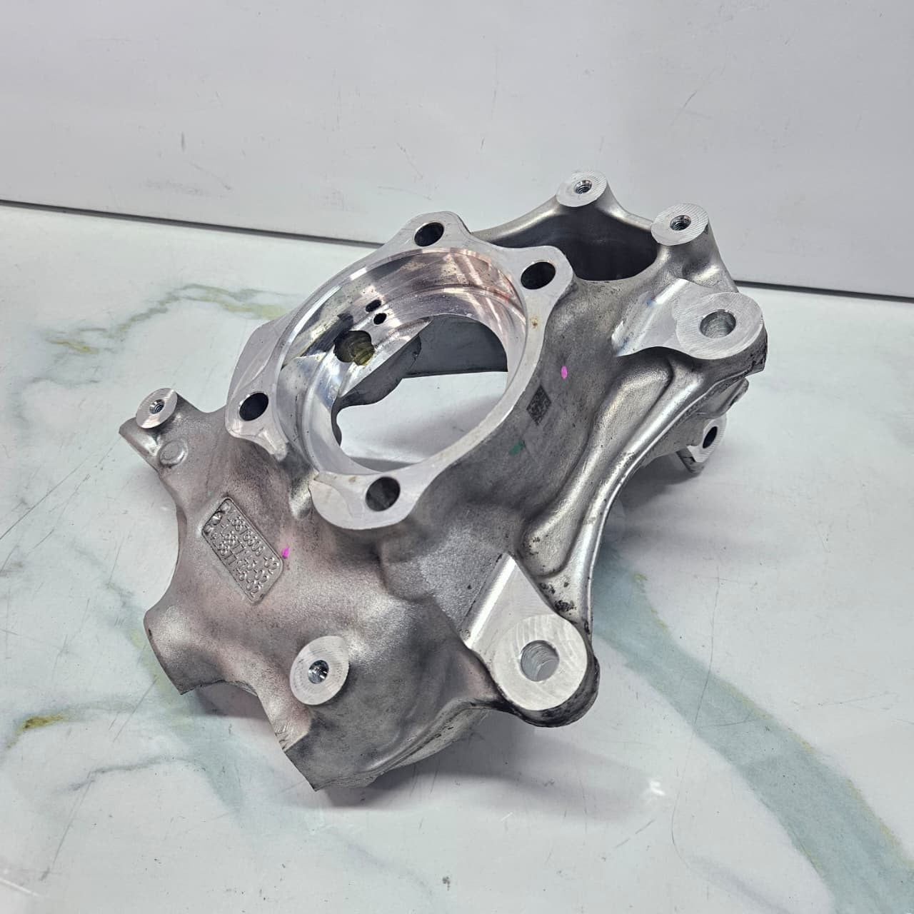 2019-2023 BMW 3 Series G20 G21 330i Spindle Knuckle 6878609 FRONT LEFT 