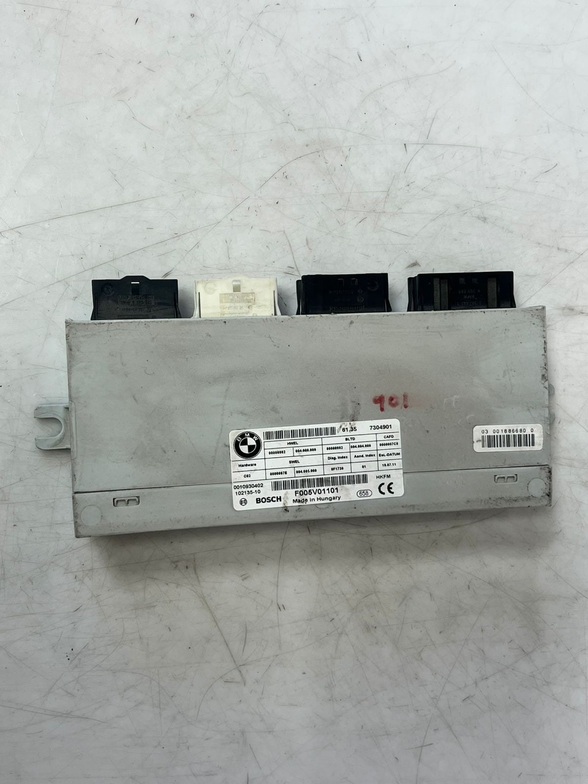 BMW F11 5 Series Tailgate Control Unit 7304901 OEM