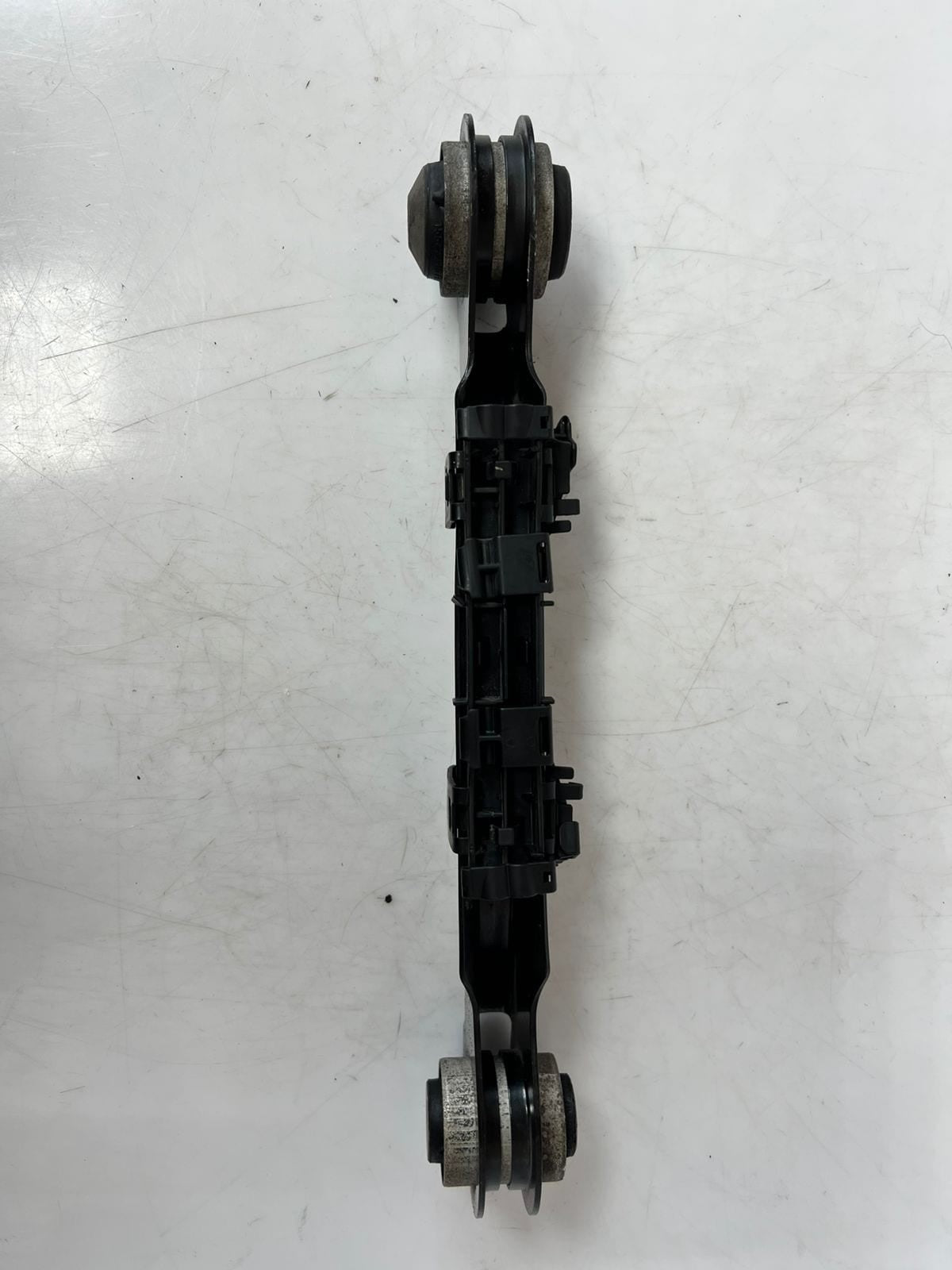 2013-2018 BMW 320i 3 Series F30 and 4 Series Rear Upper Control Arm 6792519 OEM