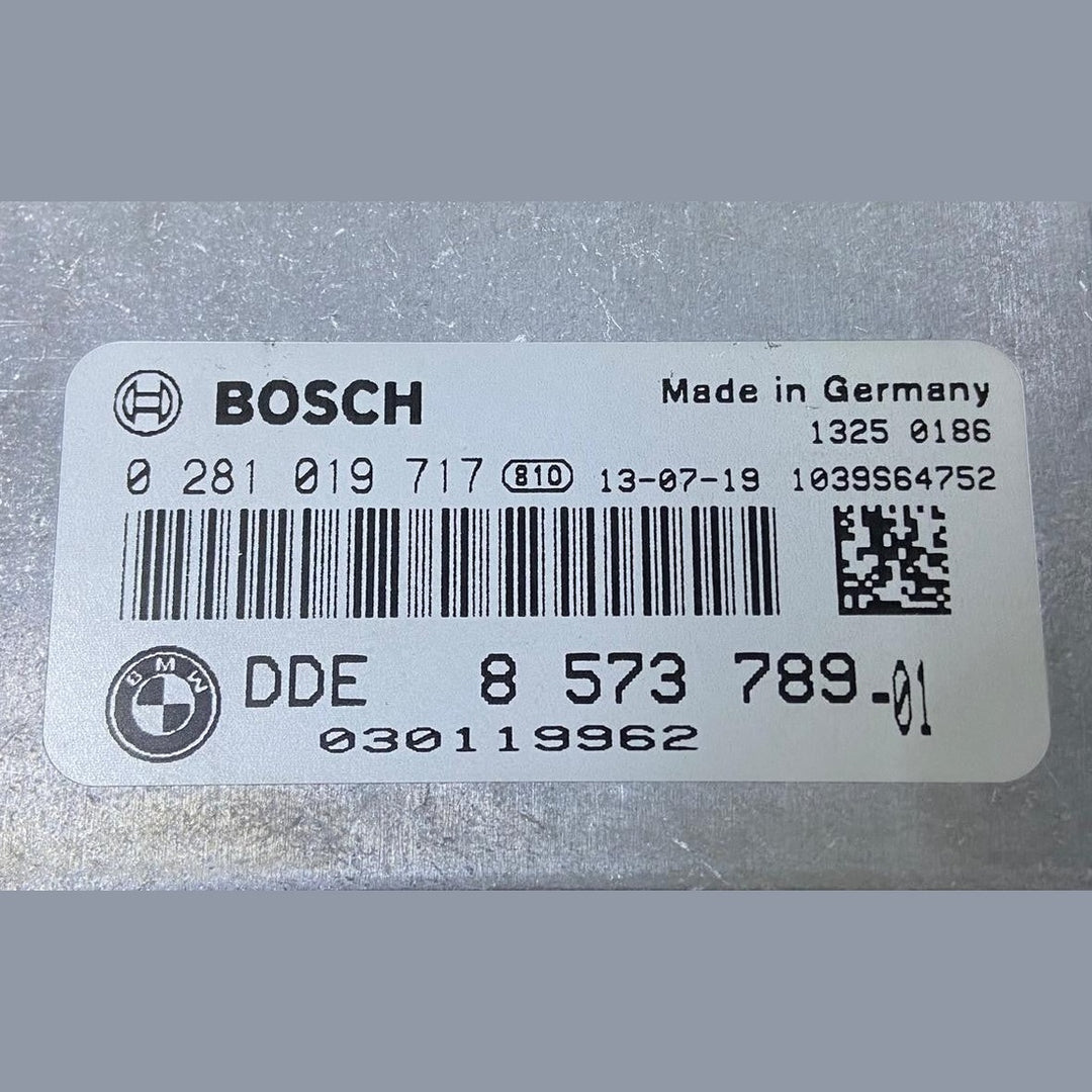 OEM BMW F10 F07 F15 N57 ENGINE CONTROL UNIT ECU ONLY DDE 8573789 BOSCH