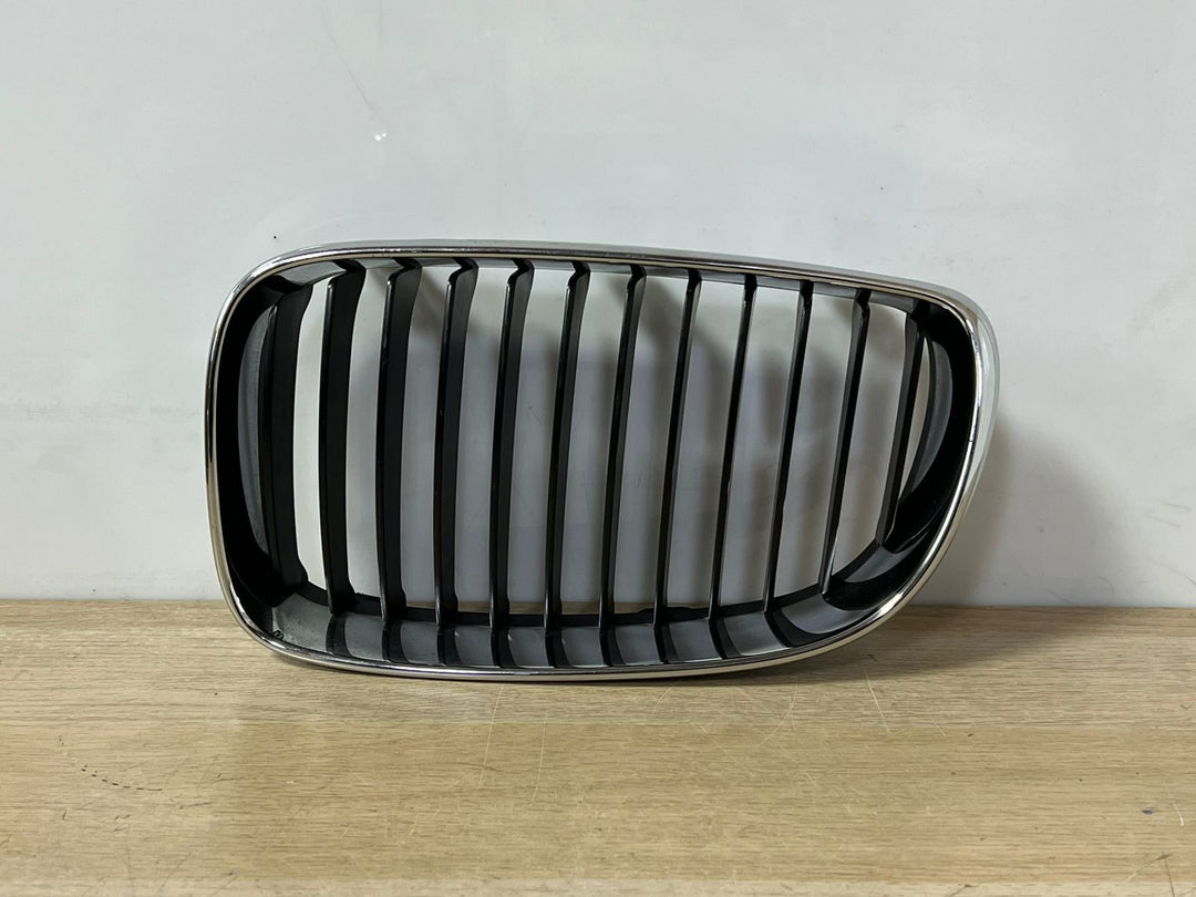 2007 BMW 1 SERIES E82 E87 E88 Grille With Chrome Frame Kidney Left 7166439 Used