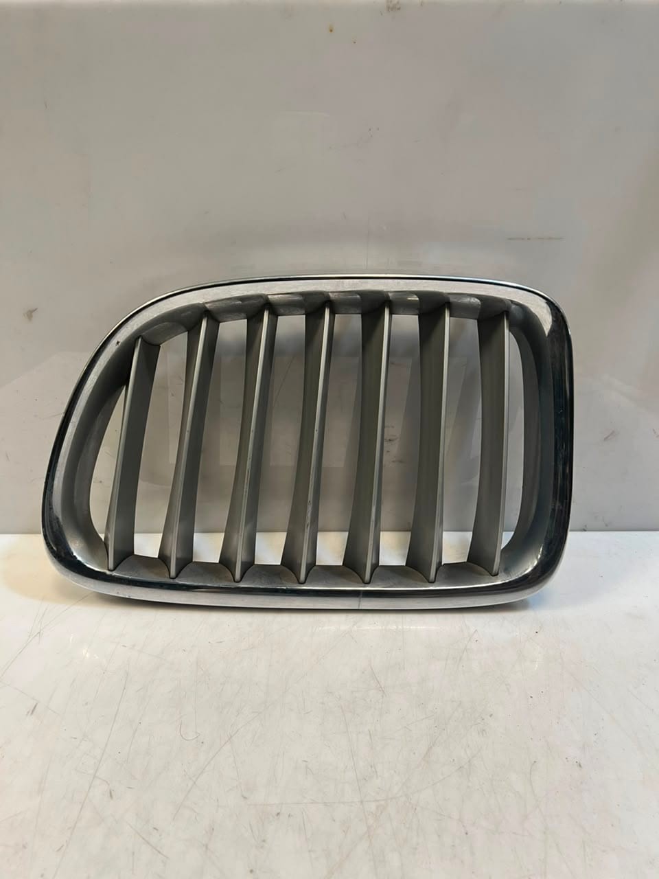 2010-2015 BMW X1 E84 Front Kidney Grille 2993307 OEM
