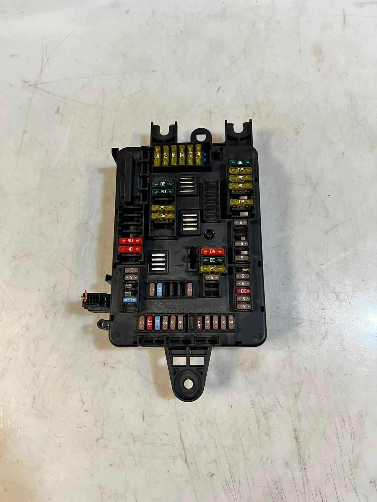 2012-2016 BMW 3 Series F30, F31, F32, and F35 328i Fuse MODULE Box 9261112 OEM