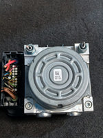 Bild in die Galerieansicht laden, OEM BMW F30 F32 F22 F23 ABS DSC Hydraulic Pump Control Module 6868638