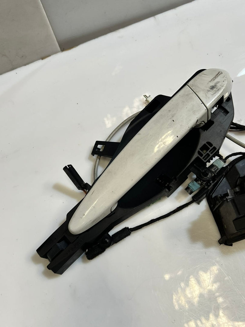 BMW E92 E60 E87 E90 F07 F20 Front Left Door Lock Latch Actuator 7202145 OEM