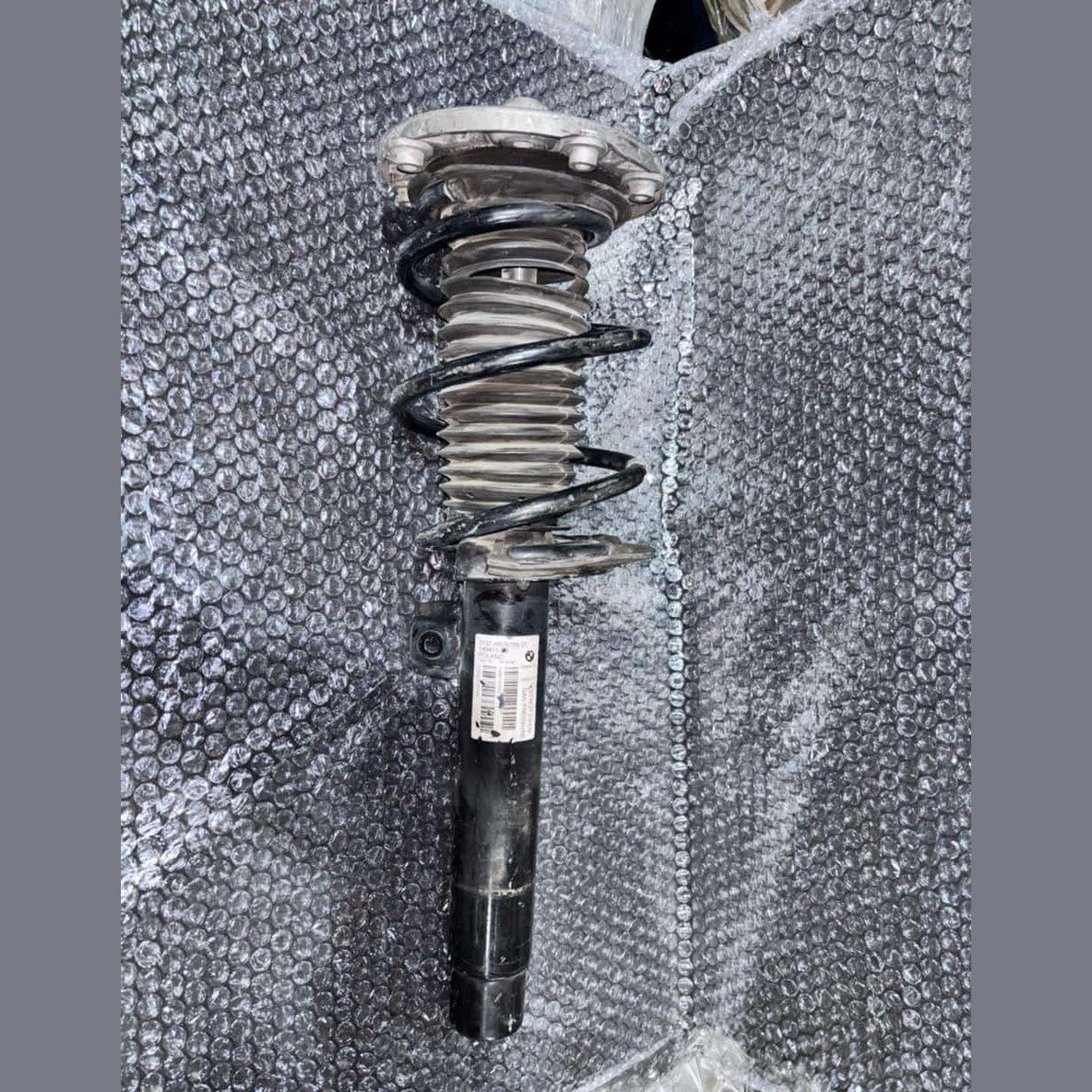 BMW Front Shock Absorber 6876755 3,4 Series F30 F32 F36 330e 40000 KM