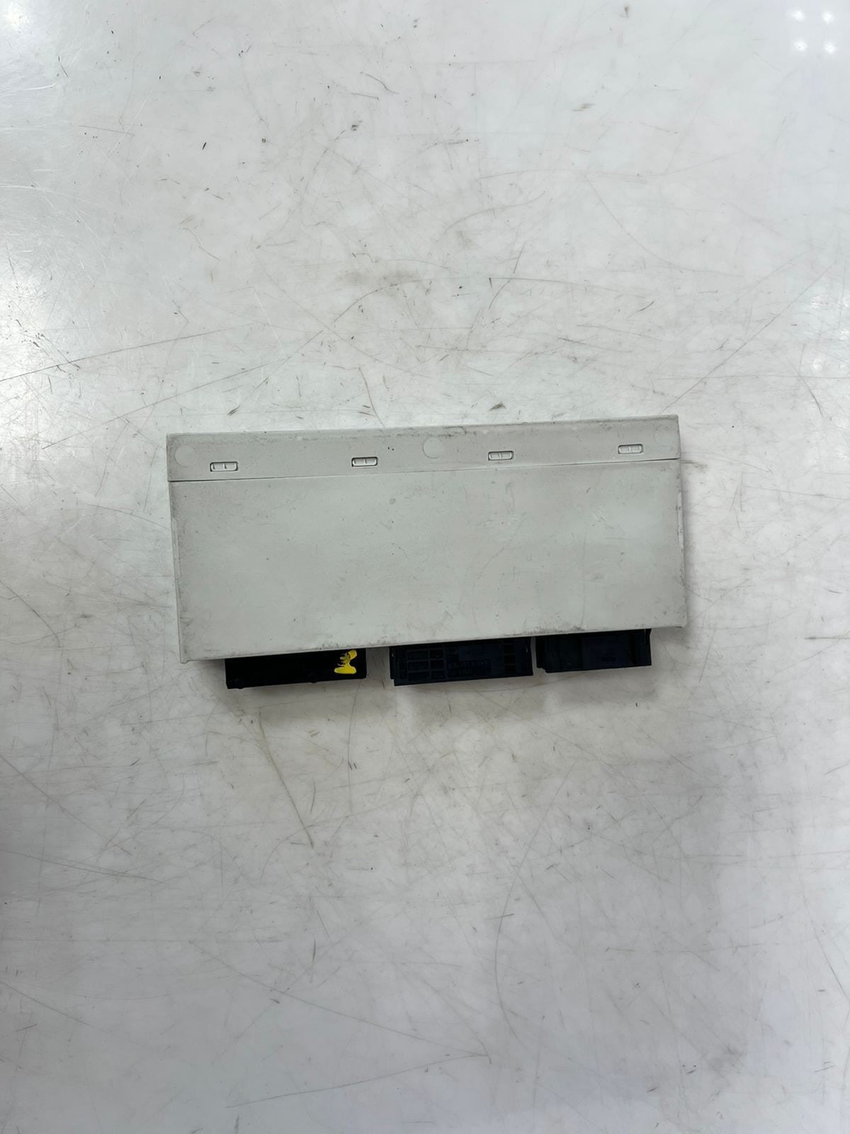 2004 BMW E46 320i Body Control Module BCM UNIT 6932369 OEM